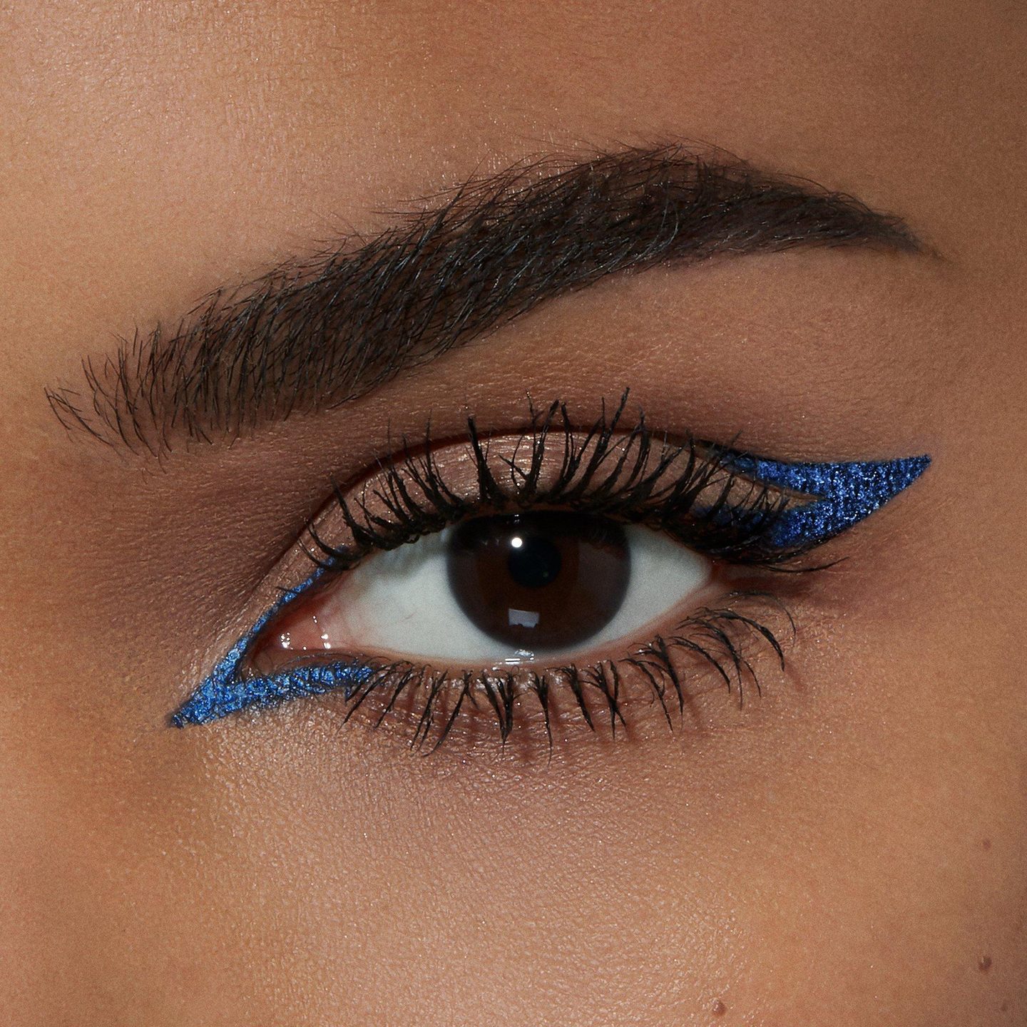 Жидкая подводка для глаз Lancôme Artliner с фетровым наконечником — фото 4