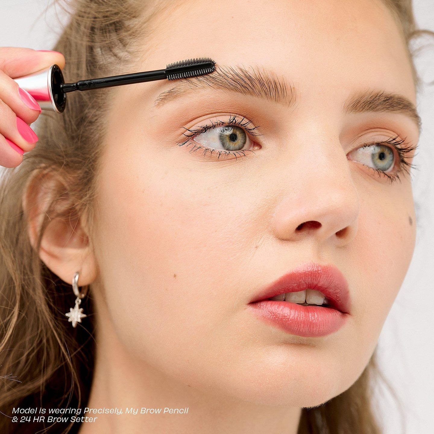 Набор для бровей Brow Haul of Fame: карандаш и гель — фото 5