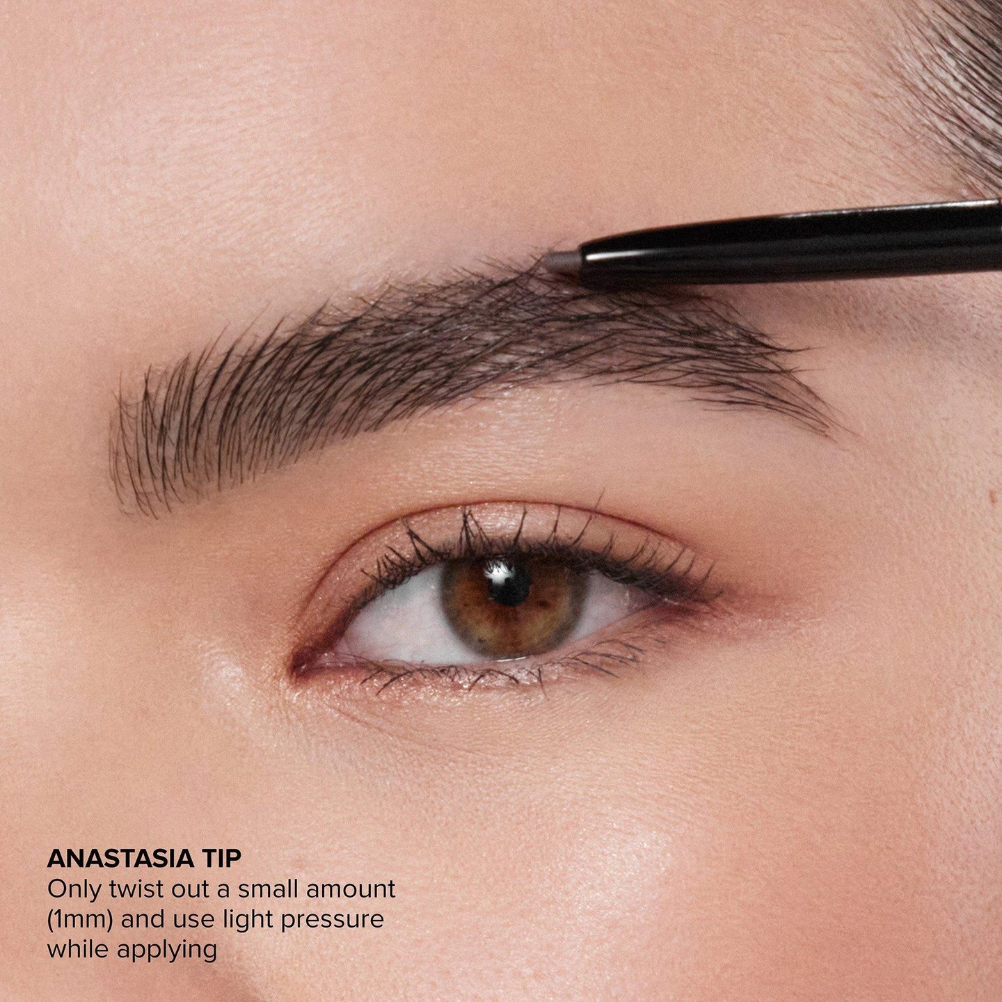 Мини-карандаш для бровей Brow Wiz Precision — фото 9