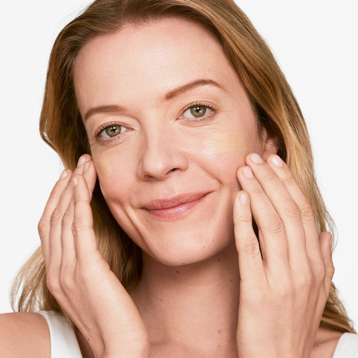 Легкий защитный крем для лица City Block Sheer Oil-Free Daily Face Protector SPF 25 — фото 5