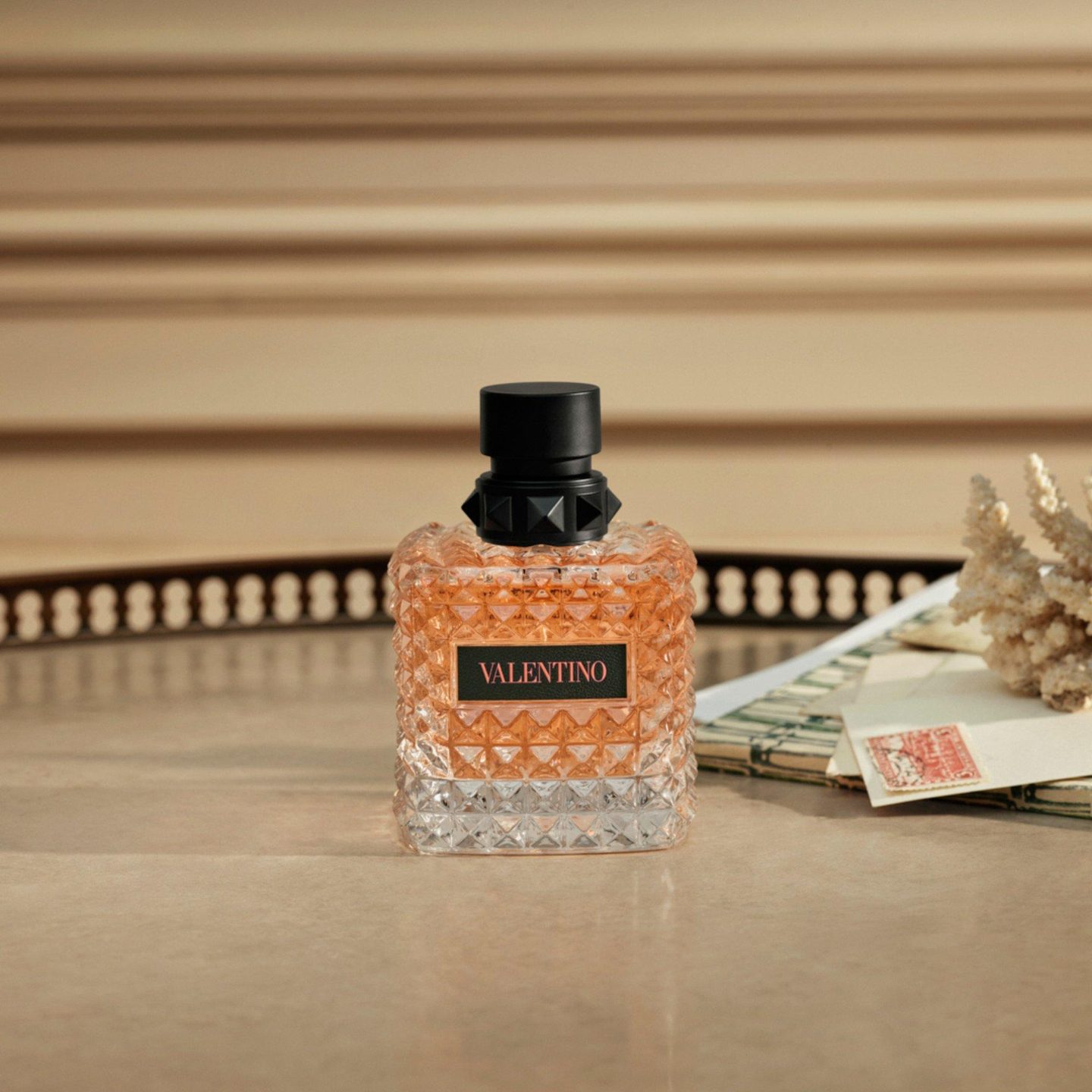 Donna Born in Roma Coral Fantasy Eau de Parfum — фото 5