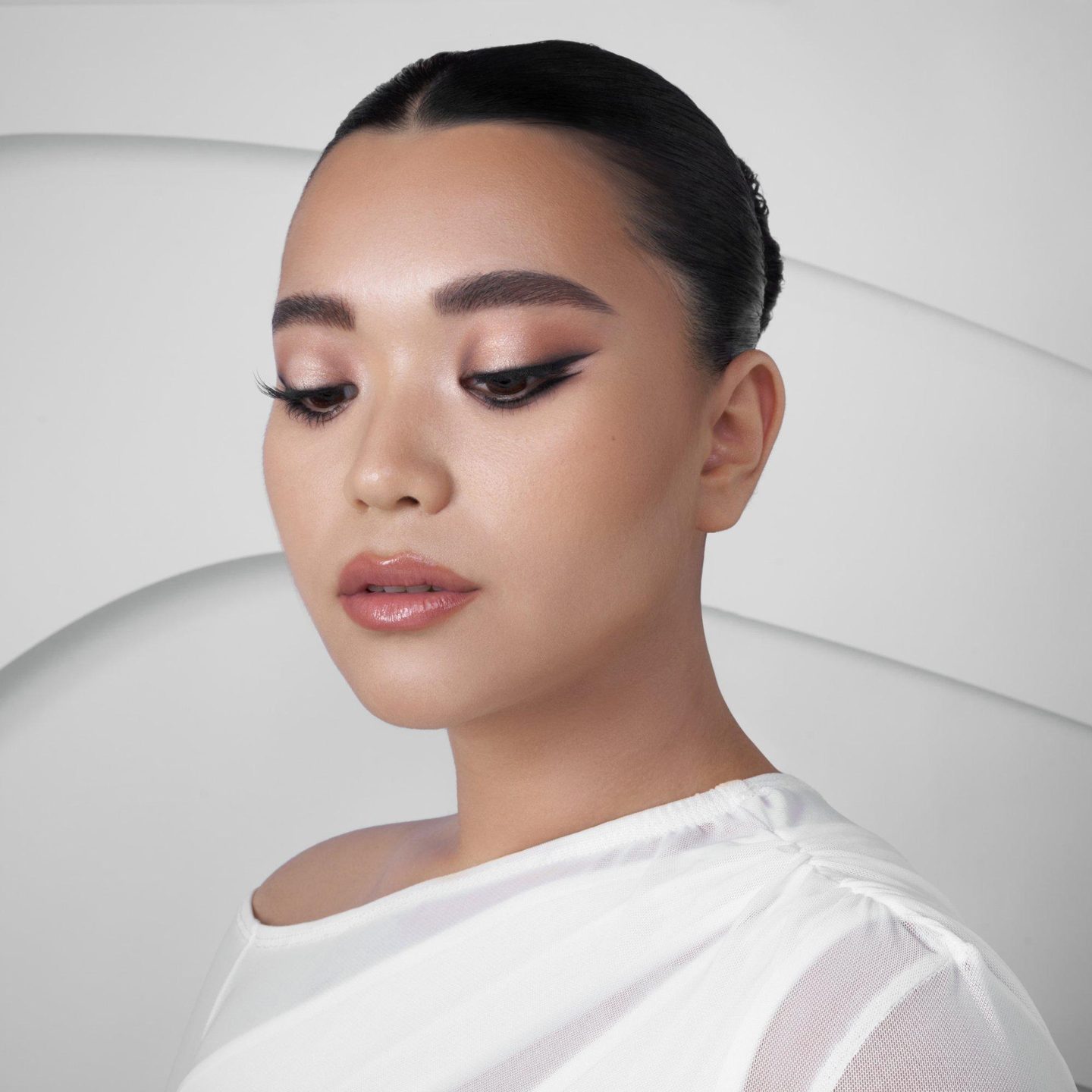 Палитра теней для век Eye Sculpt Texture & Tone - Soft — фото 5