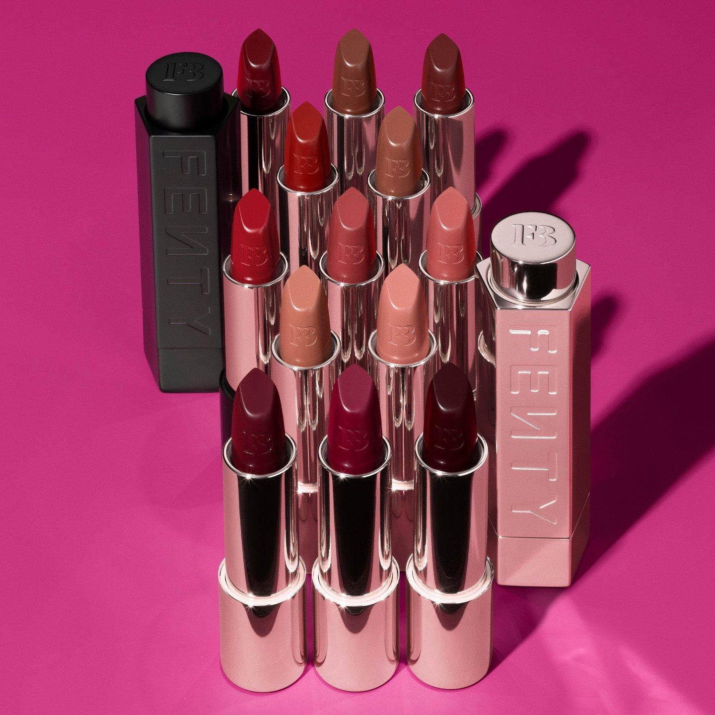 Полу-матовая перезаряжаемая помада Fenty Icon — фото 5