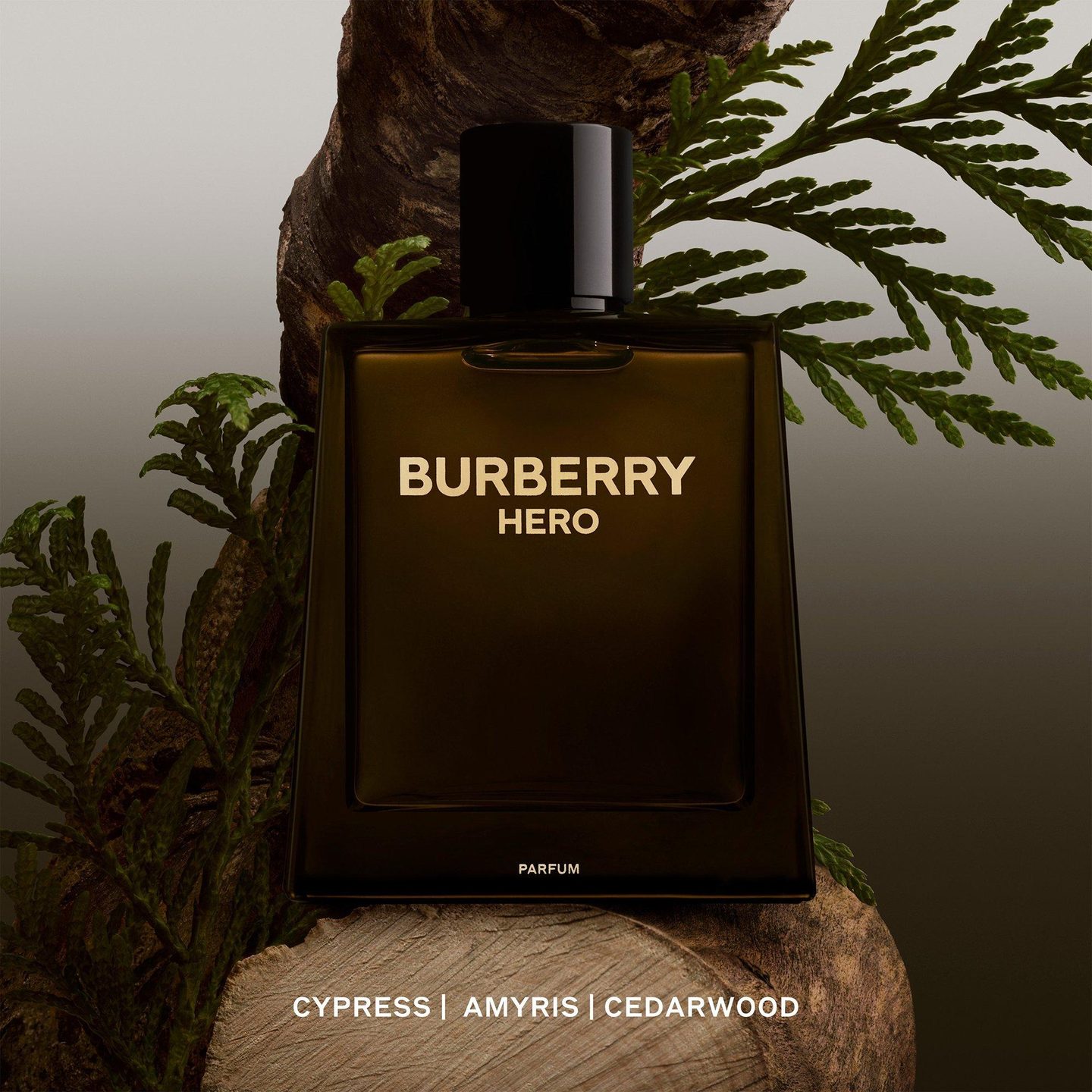 Набор подарочных парфюмов Hero Eau de Parfum & Parfum Travel Spray (3 предмета) — фото 5
