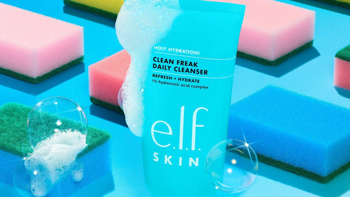 Очищающий гель Holy Hydration! Clean Freak Daily Cleanser — фото 9