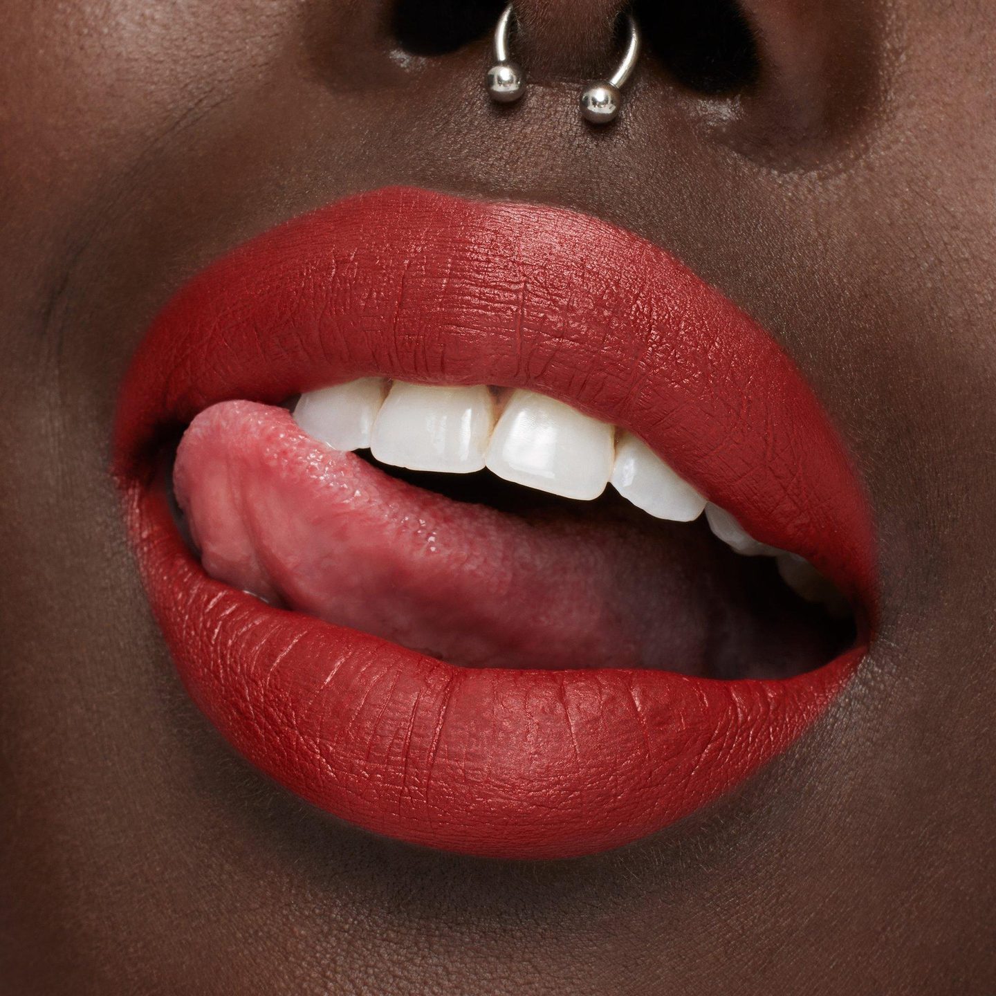 M·A·C VIVA GLAM Матовая Помада Silky Matte — фото 3