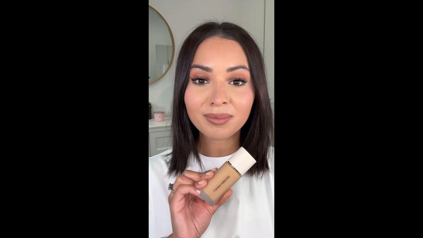 Невесомый водостойкий тональный крем Real Flawless — фото 11