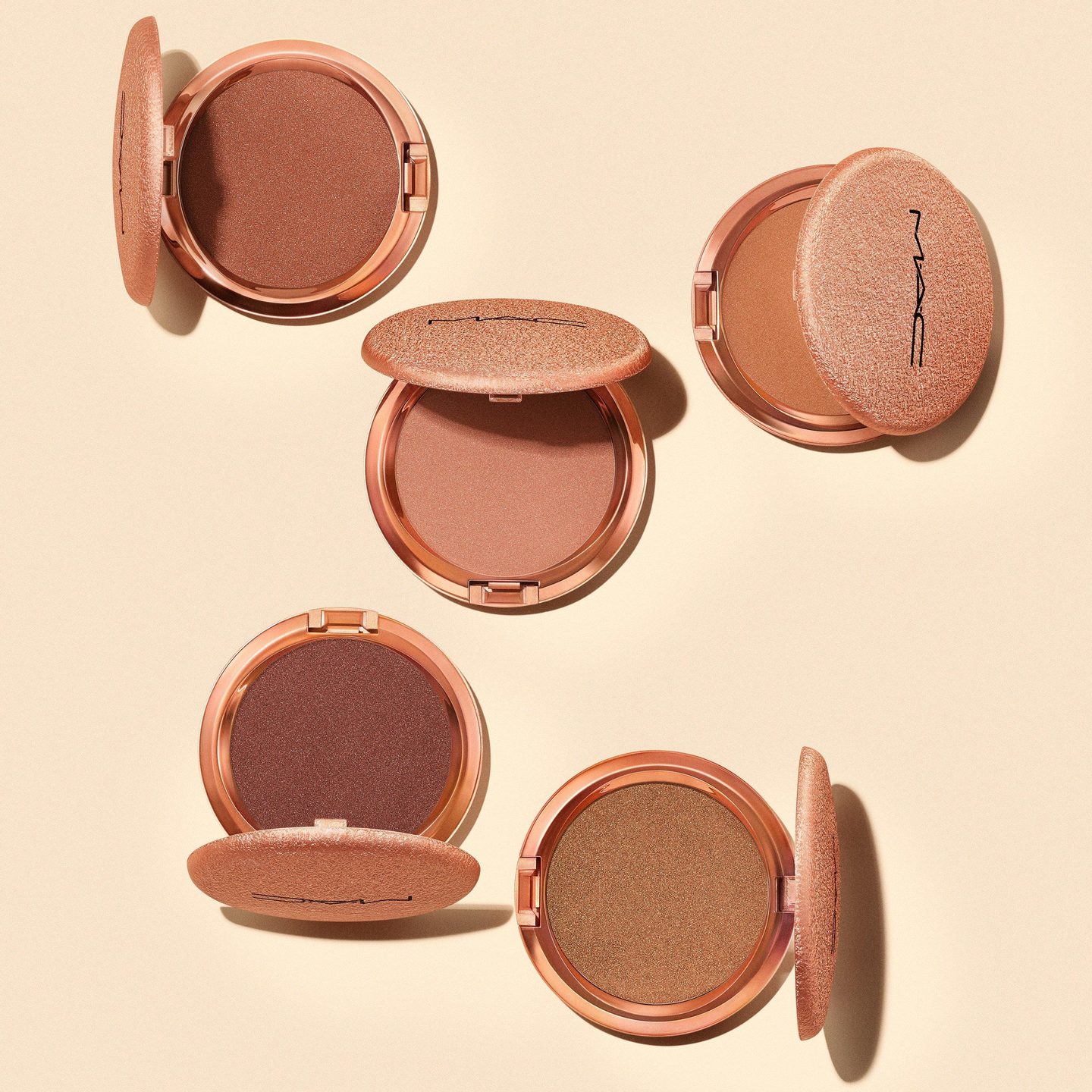Румяна-пудра Skinfinish Sunstruck Radiant Bronzer — фото 5