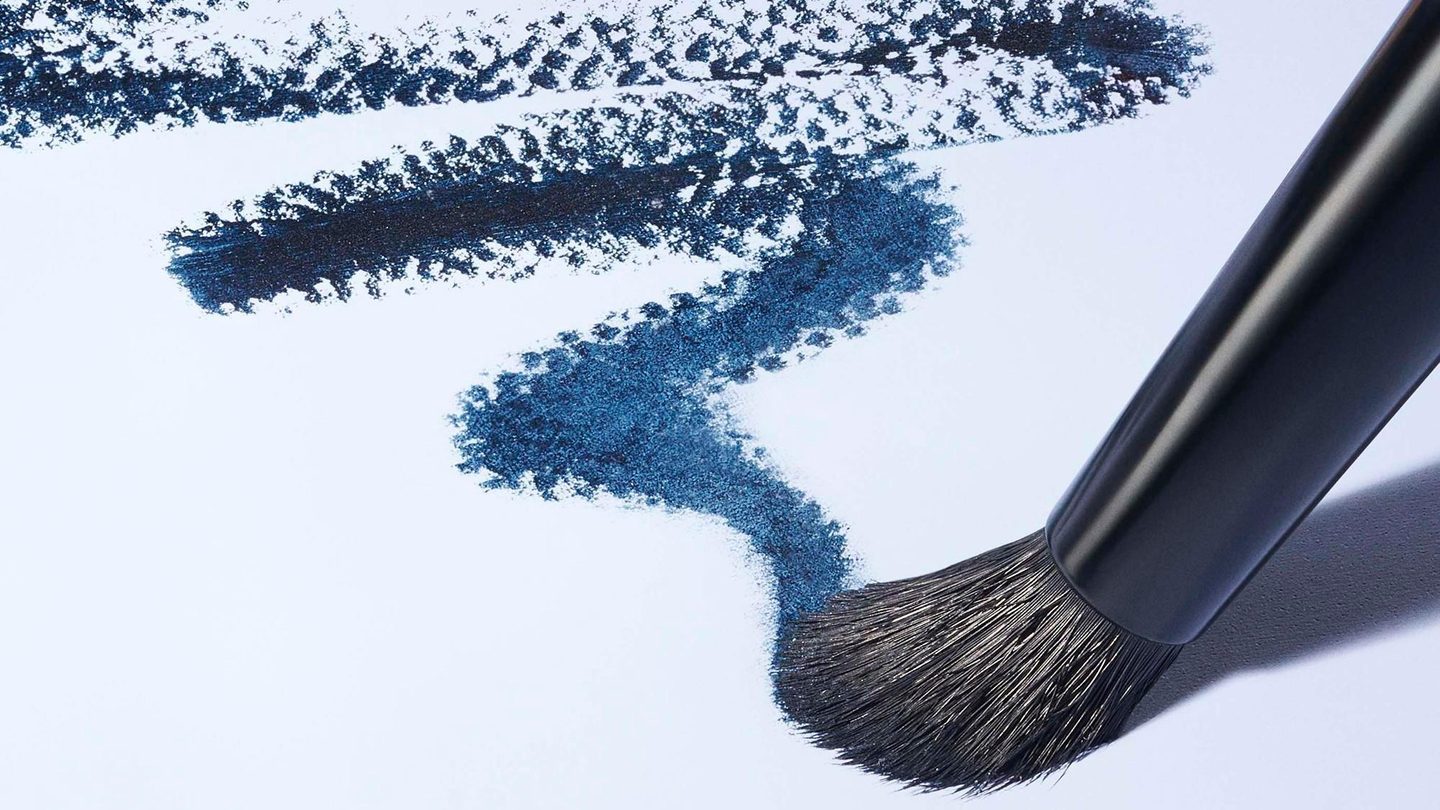 Кисть для подводки Smudge 'N Smoke — фото 6