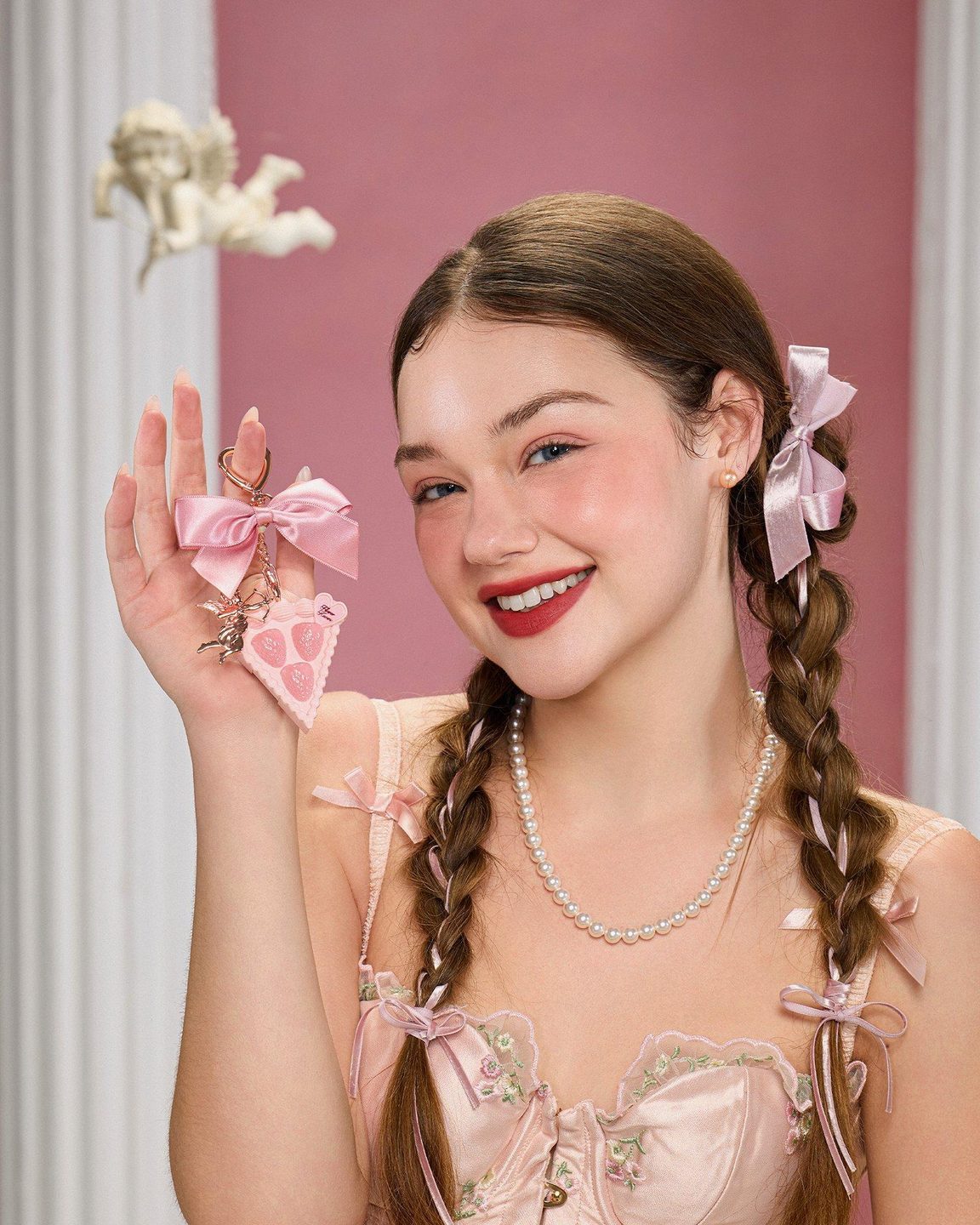 Набор твердых духов Strawberry Cupid Collection с брелком-ангелом — фото 3