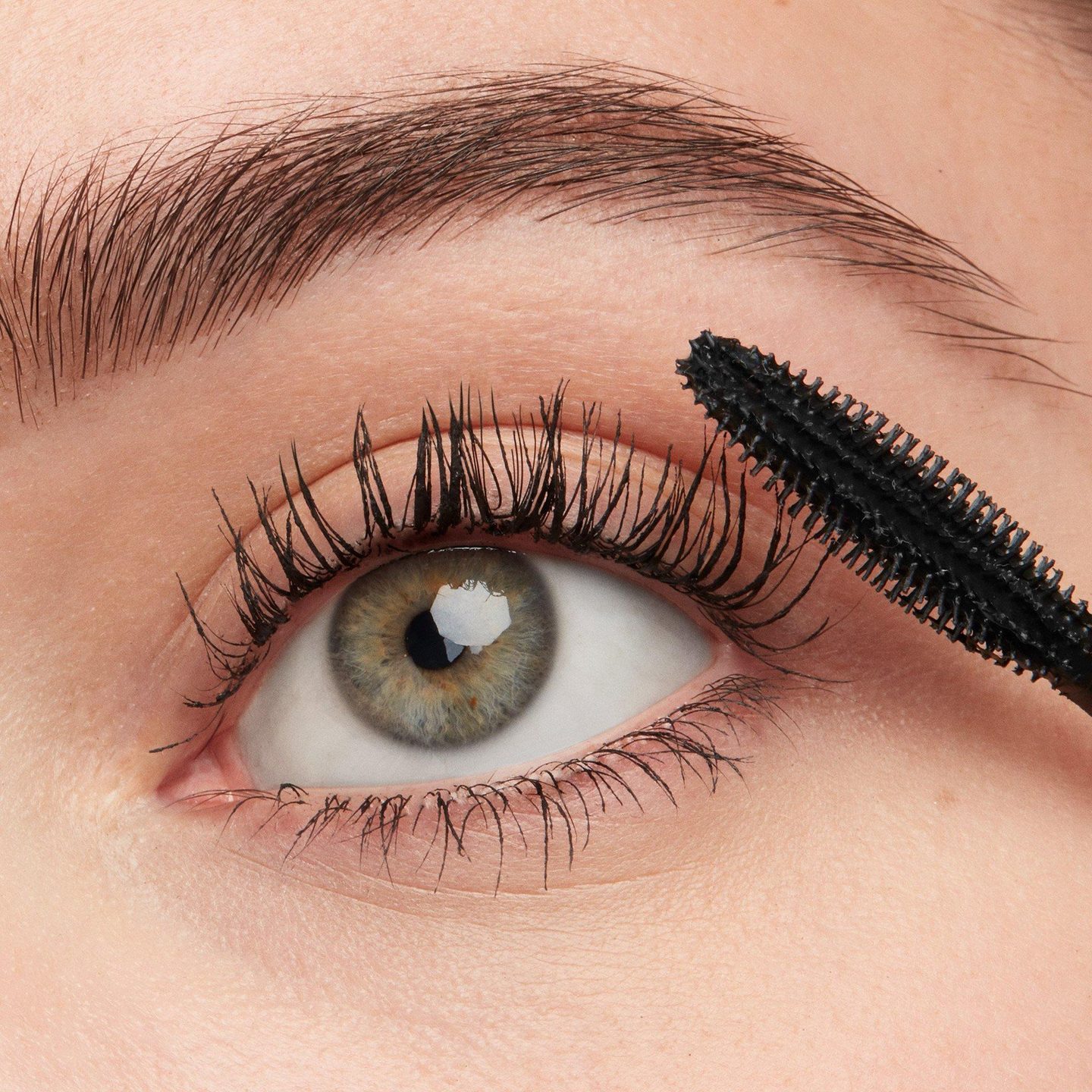 Удлиняющая тушь для ресниц Super Fan Lash — фото 4