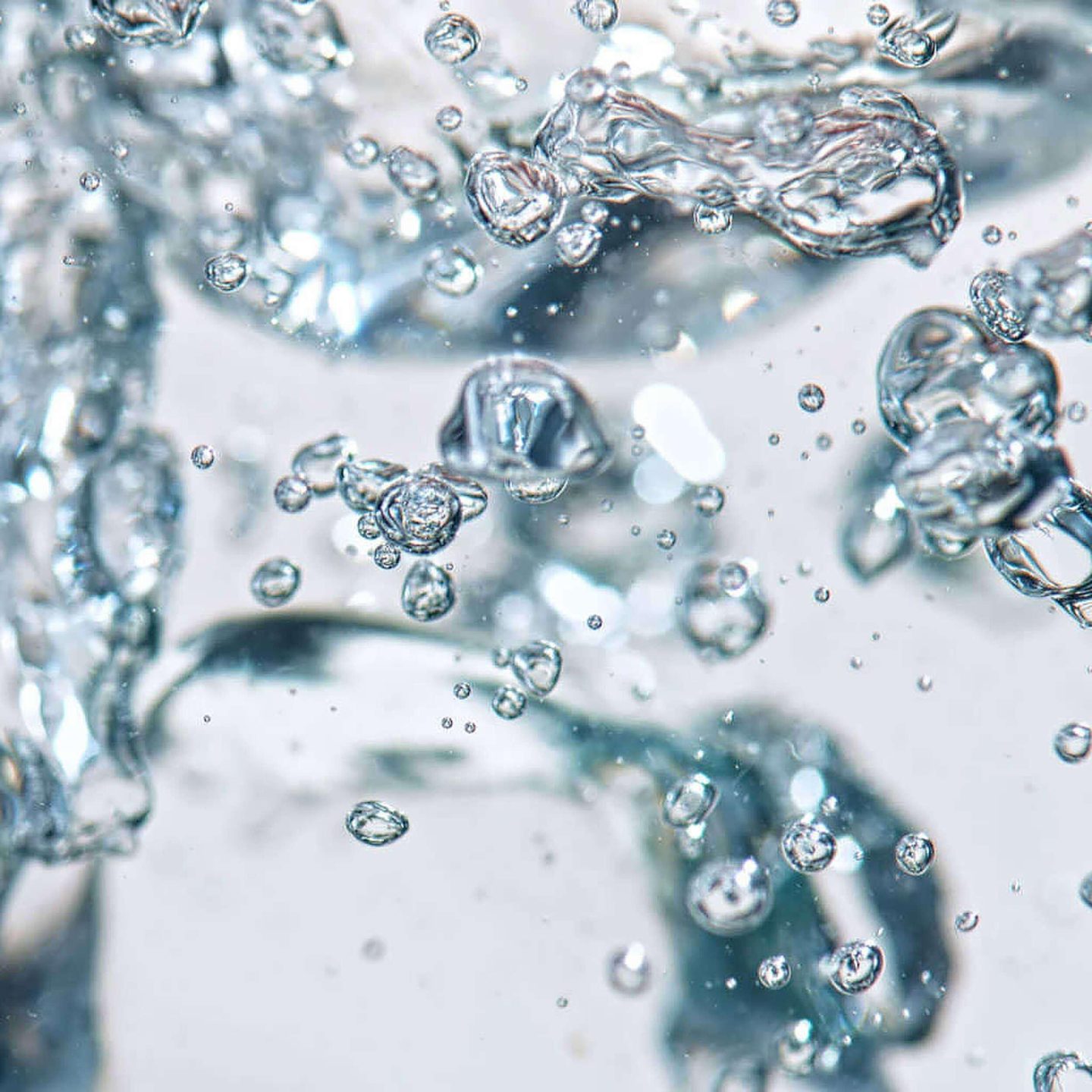 Мицеллярная вода Sébium H2O для очищения лица для комбинированной и жирной кожи — фото 2