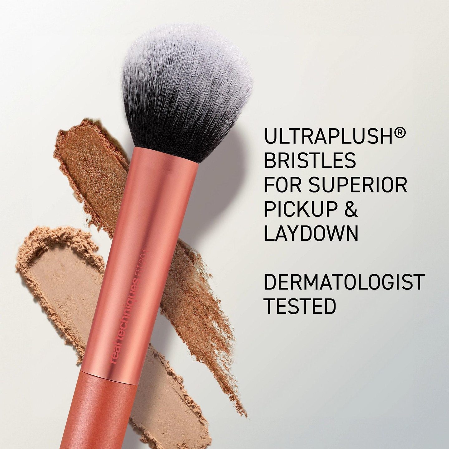 Кисть для макияжа лица и щек Ultra Plush Powder — фото 4