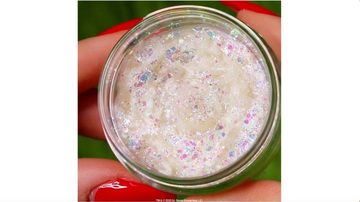 Гель для тела с блестками ColourPop x The Grinch Glitterally Obsessed Who-Hash — миниатюра 8