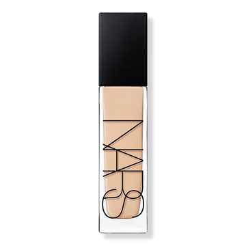тональный крем natural radiant longwear